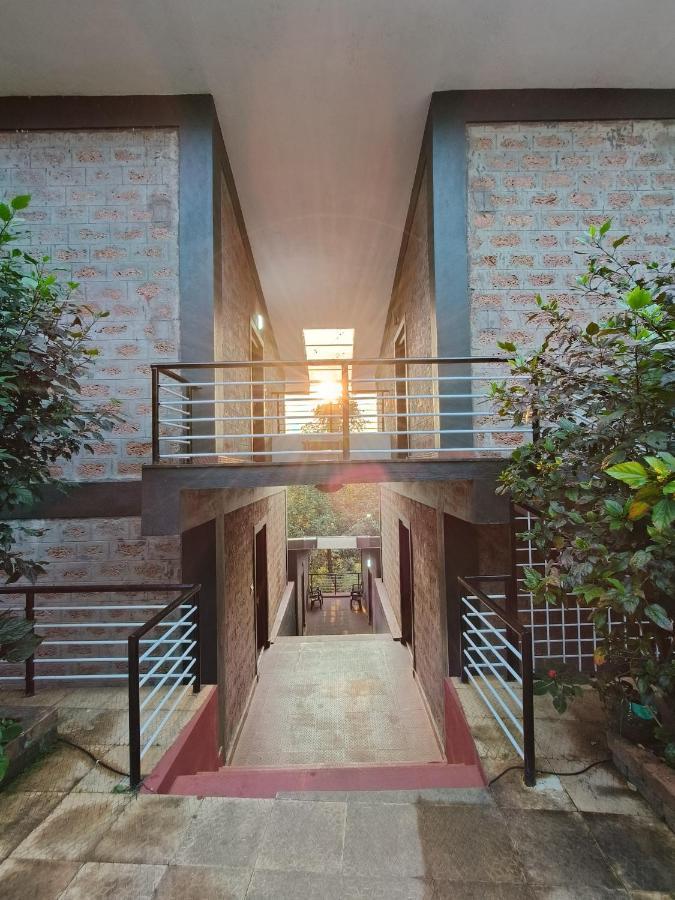 Red Stone Villas Coorg Madikeri Ngoại thất bức ảnh