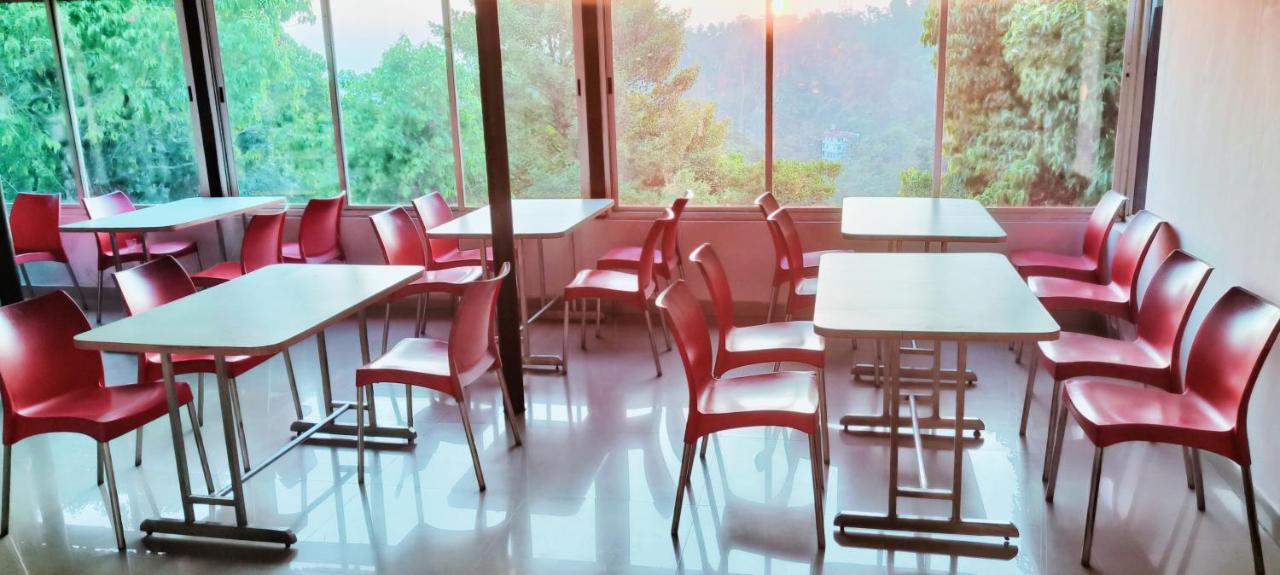 Red Stone Villas Coorg Madikeri Ngoại thất bức ảnh
