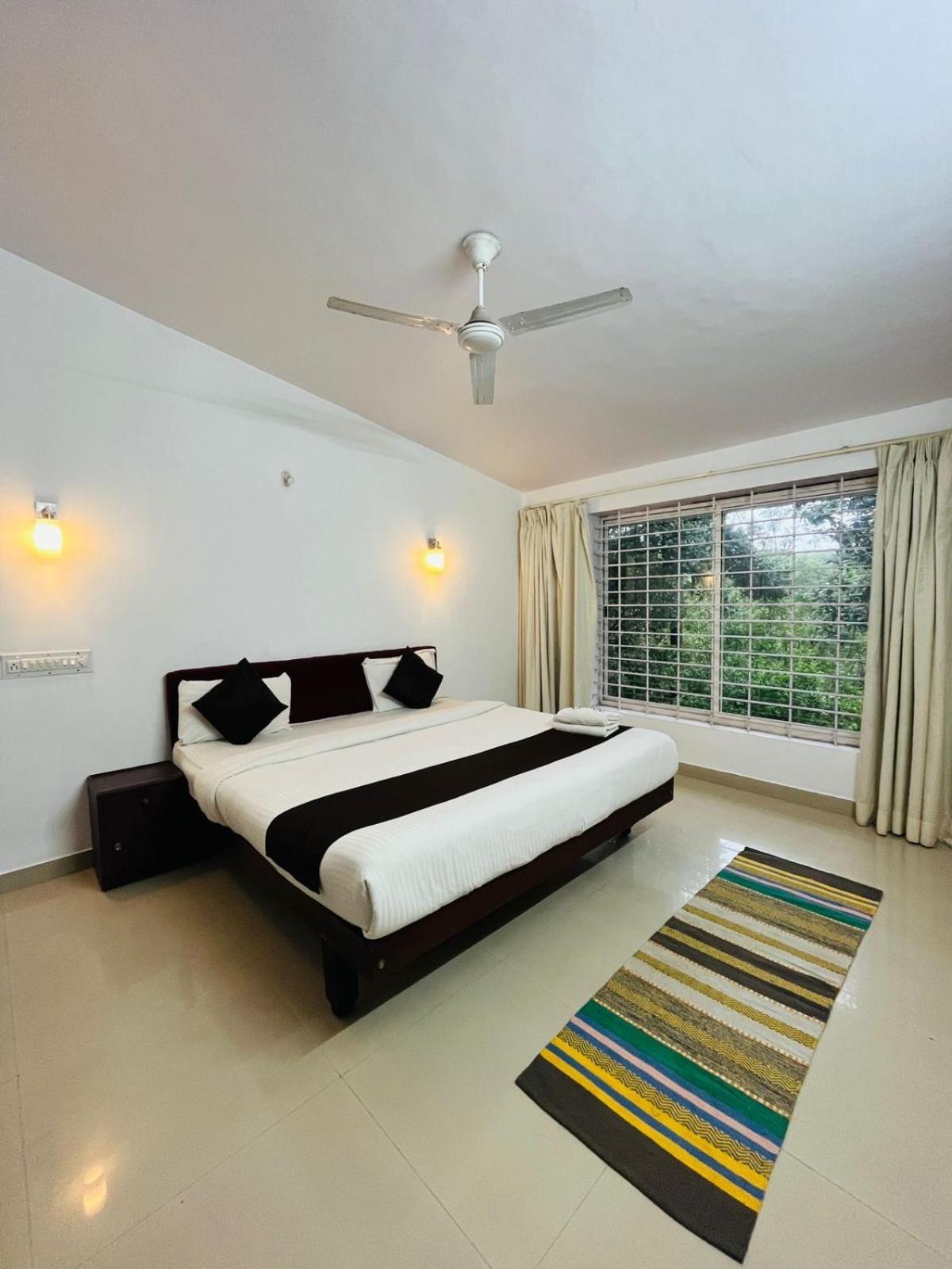 Red Stone Villas Coorg Madikeri Ngoại thất bức ảnh