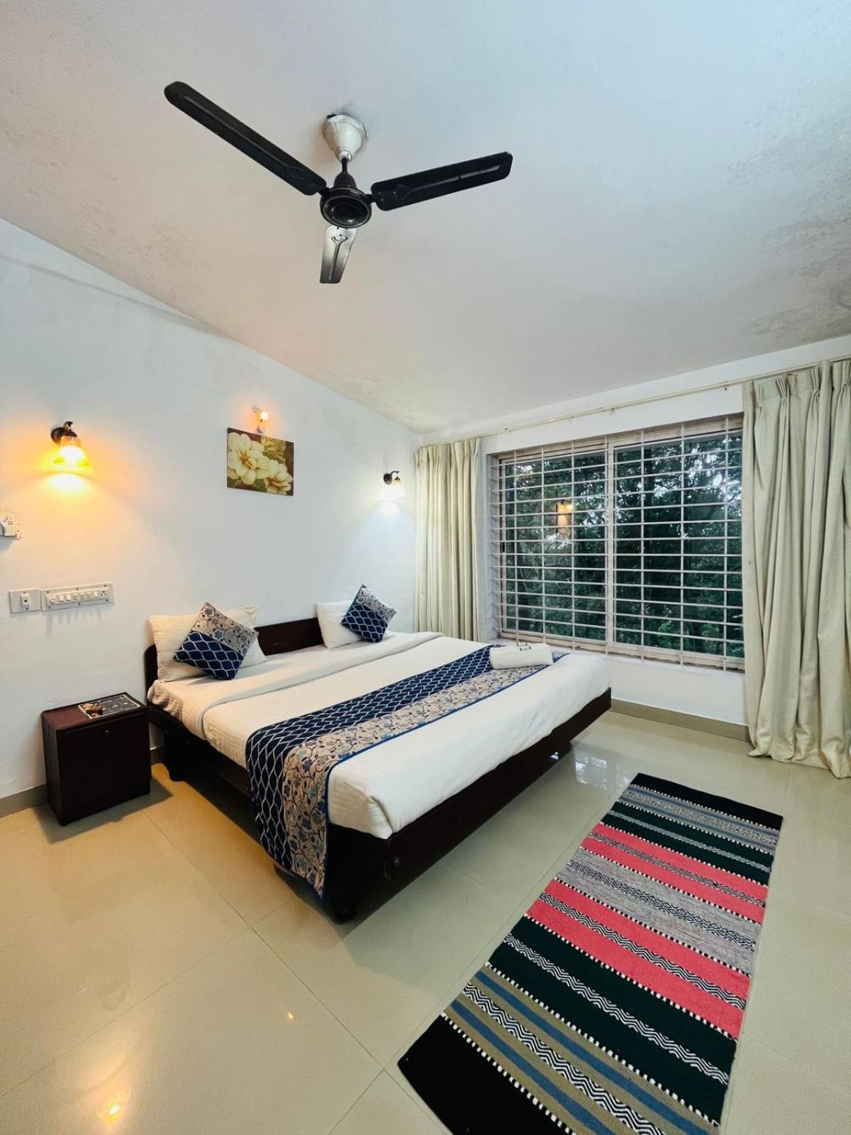 Red Stone Villas Coorg Madikeri Ngoại thất bức ảnh