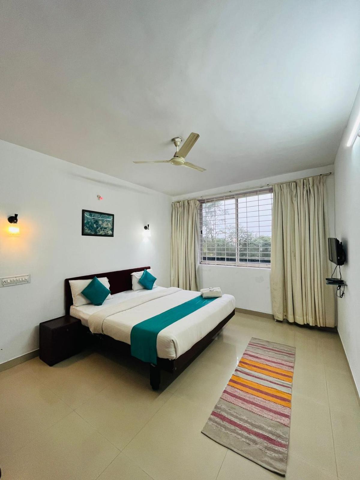 Red Stone Villas Coorg Madikeri Ngoại thất bức ảnh